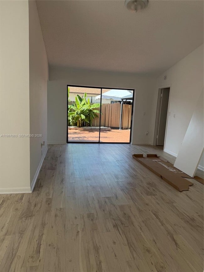 Building Photo - 1419 Yellowthroat St