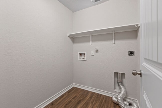 Building Photo - 13349 Bearded Flt