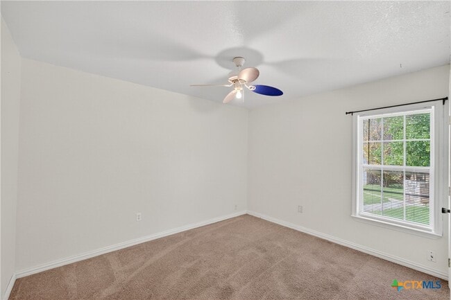 Building Photo - 14 Steele St