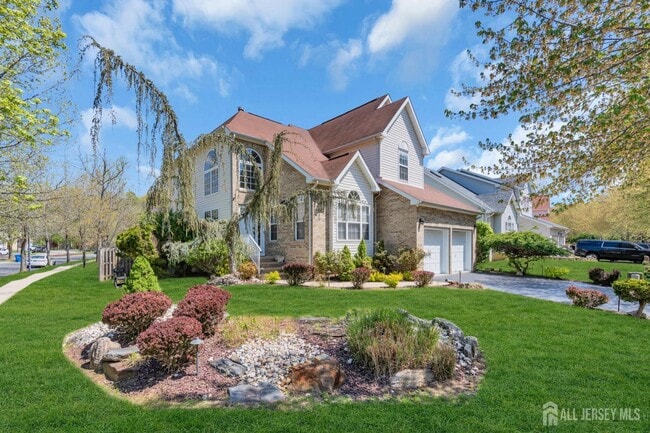 Building Photo - 1 Johnson St