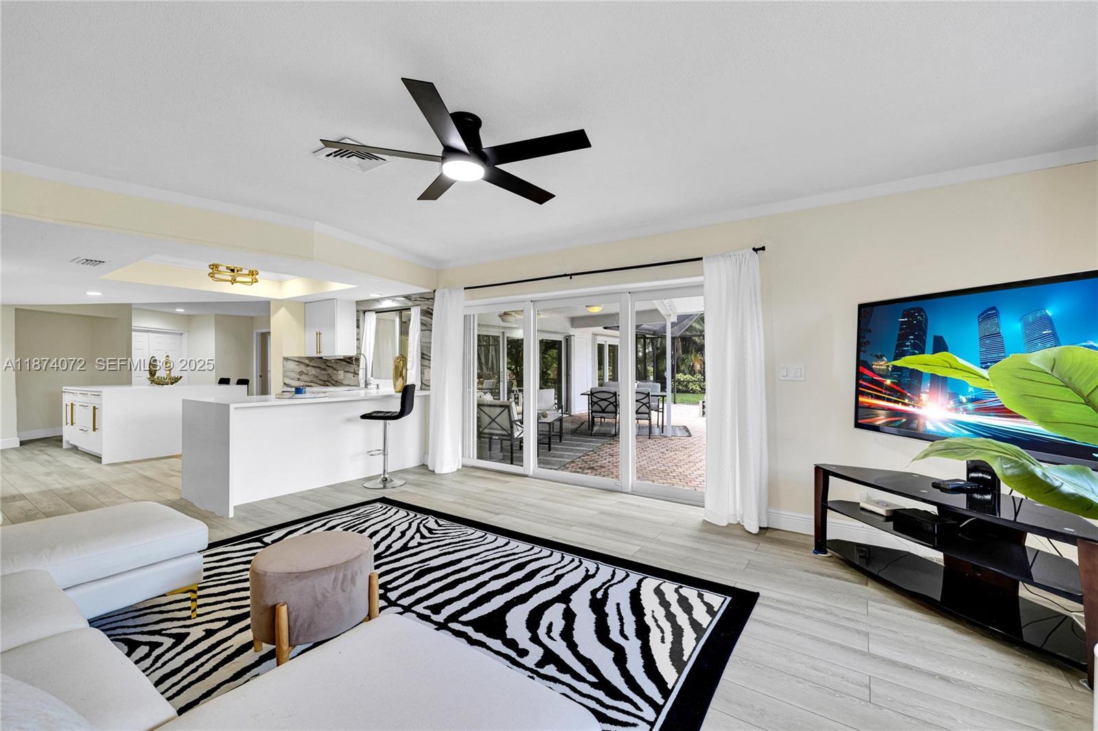 Building Photo - 5706 Guava Dr