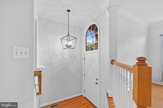 Building Photo - 271 Murtha St