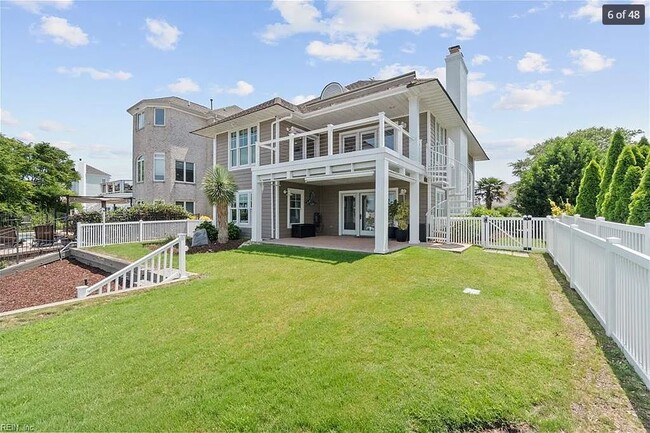 Building Photo - 31 Bay Front Pl