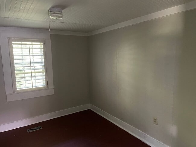 Building Photo - 1115 Macon Hwy