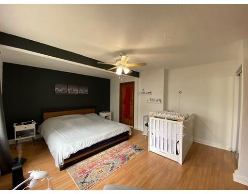 Building Photo - 23 Kingsbury St