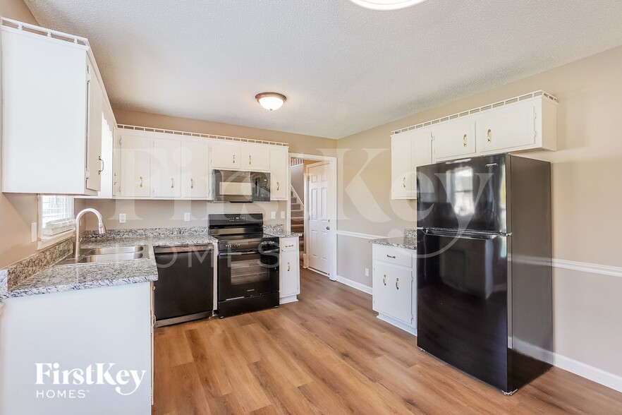 Building Photo - 1237 Archwood Dr