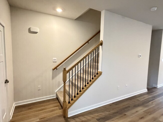 Building Photo - 531 Cooper St