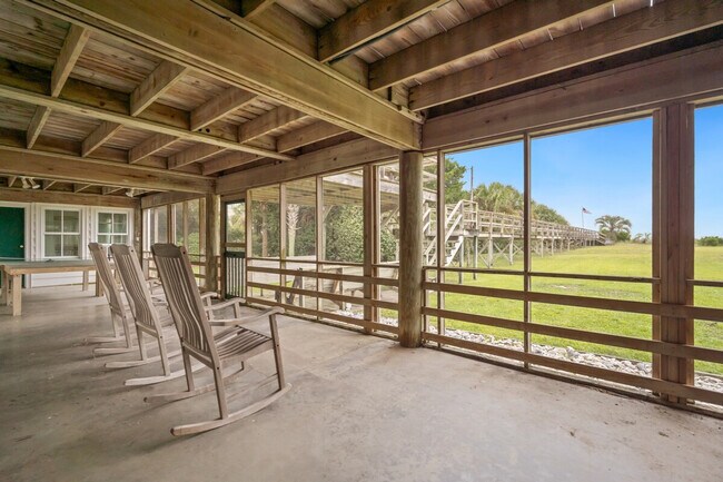 Building Photo - 911 Debordieu Blvd