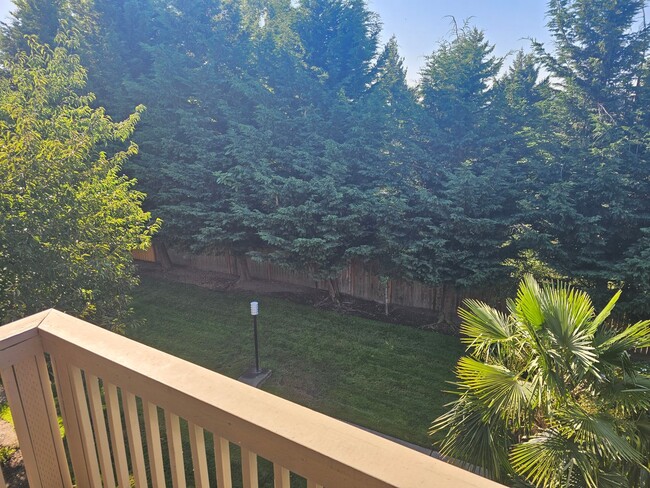 Building Photo - 2 Bed Condo by Tacoma General Hospital!