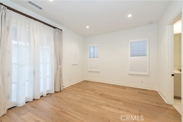 Building Photo - 114 Limone