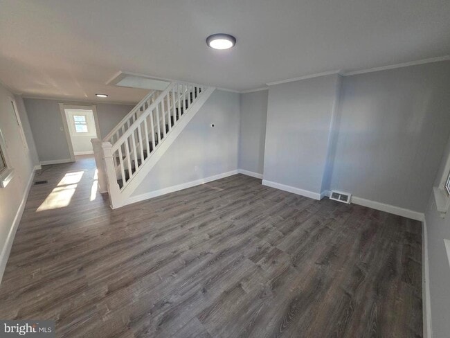 Building Photo - 340 Middlesex St