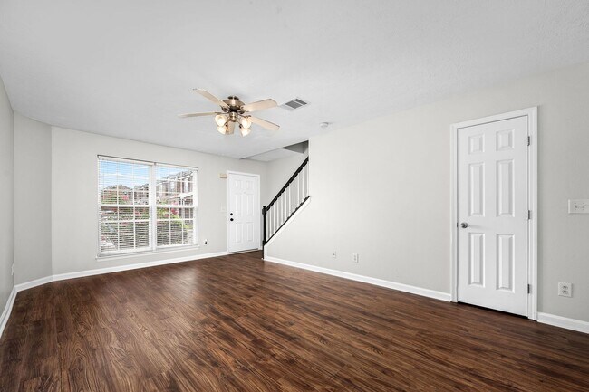 Building Photo - 340 Stewarts Landing Cir