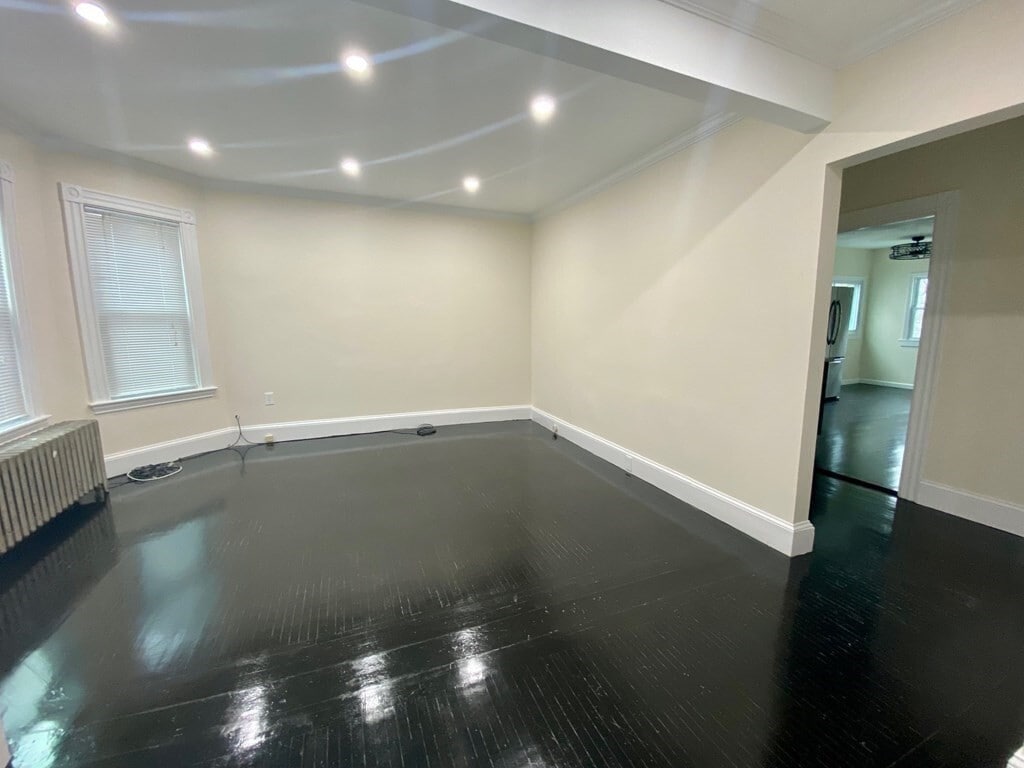 Building Photo - 840 South St