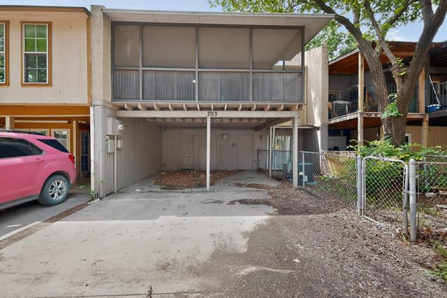 Building Photo - 703 E Shady Grove Rd