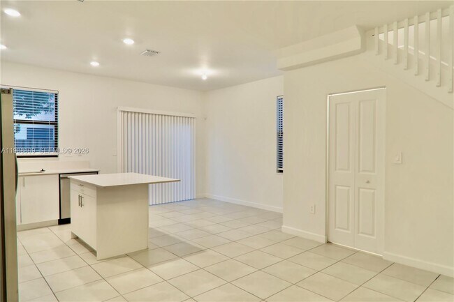 Building Photo - 11719 SW 246 Terrace