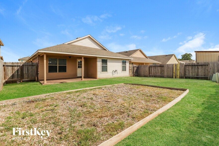 Building Photo - 23331 Brat Pass Dr