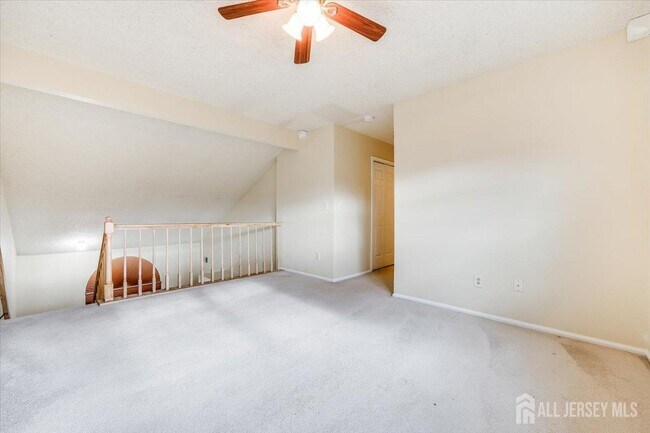 Building Photo - 54 Tanglewood Ct