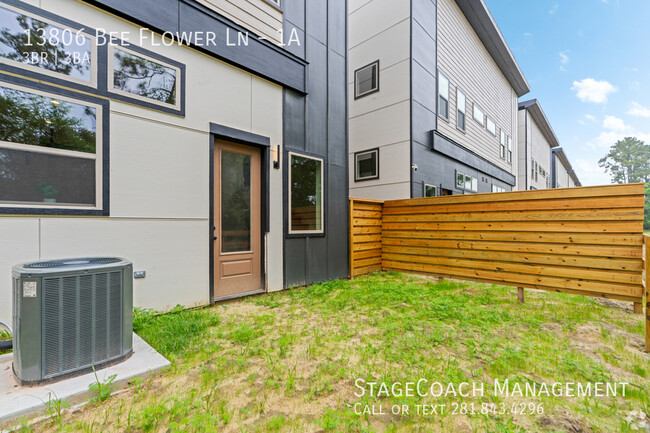 Building Photo - 13806 Bee Flower Ln