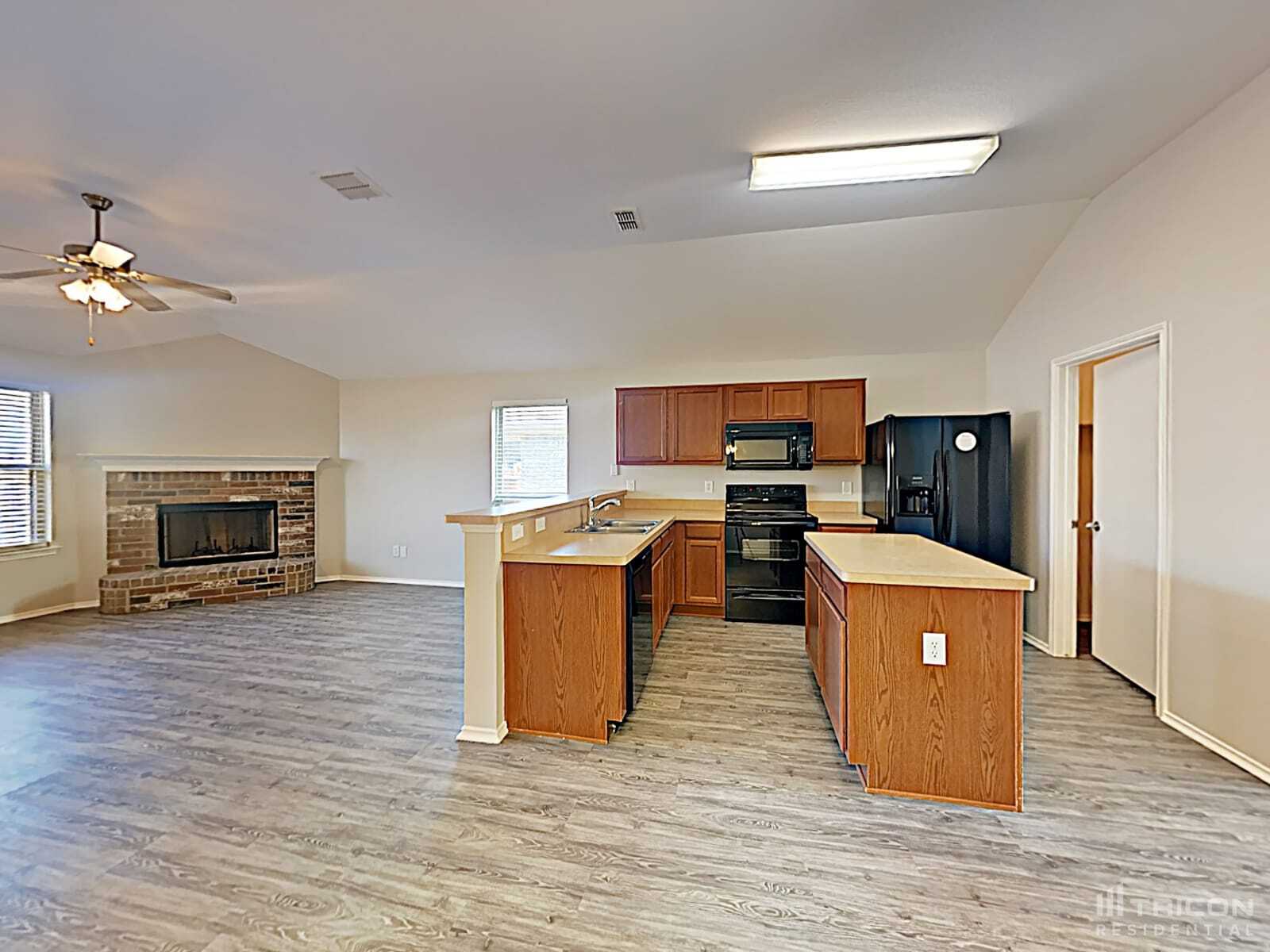 Building Photo - 1701 Bob Dr
