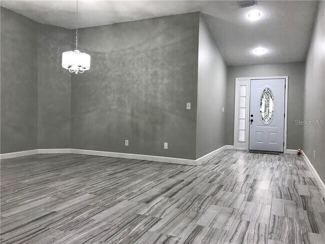 Building Photo - 1211 Dew Bloom Rd