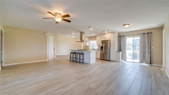 Building Photo - 1128 SE 29th Terrace