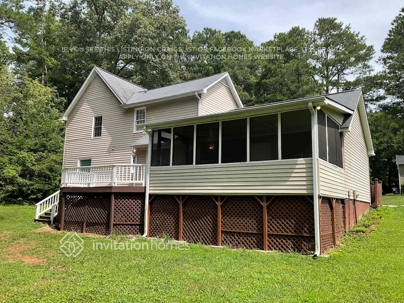 Building Photo - 3000 Meadow Ct