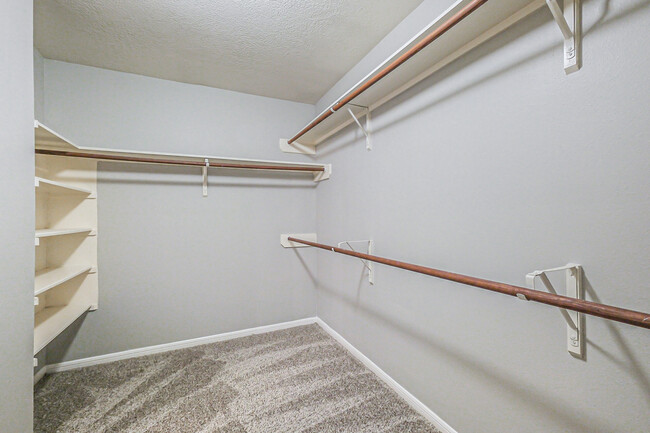 Building Photo - 12402 Greenmesa Dr