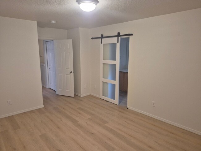 Building Photo - Great Townhouse in Arbor Station
