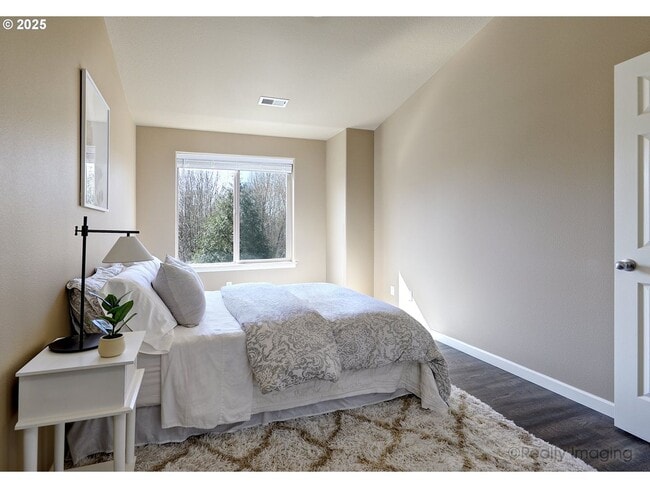 Building Photo - Evergreen Park Townhouse