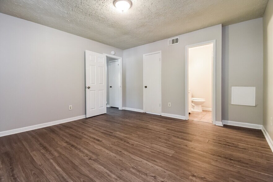 Building Photo - 4114 Red Laurel Way SW