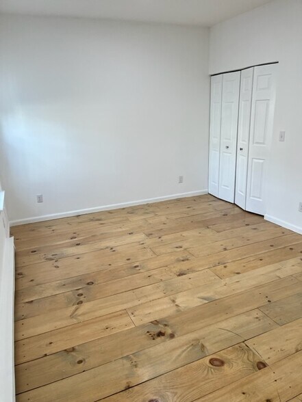 Bedroom - 303 Hudson Ave