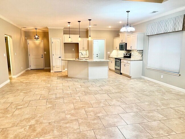 Building Photo - Duplex in Siena Estates at Branson Hills