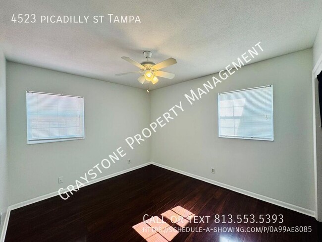 Building Photo - "Exquisite 3-Bedroom Home in Prime Tampa L...