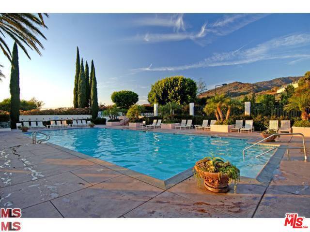 Building Photo - 16656 Cll Arbolada