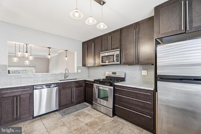 Building Photo - 41 Jones Falls Terrace