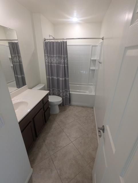 Building Photo - 10242 S Pantano Knolls Dr