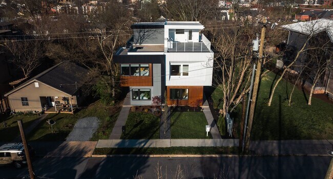 Building Photo - 1610 6th Ave N