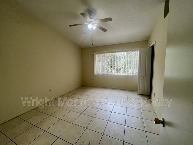 Building Photo - 2348 Lake Woodberry Cir