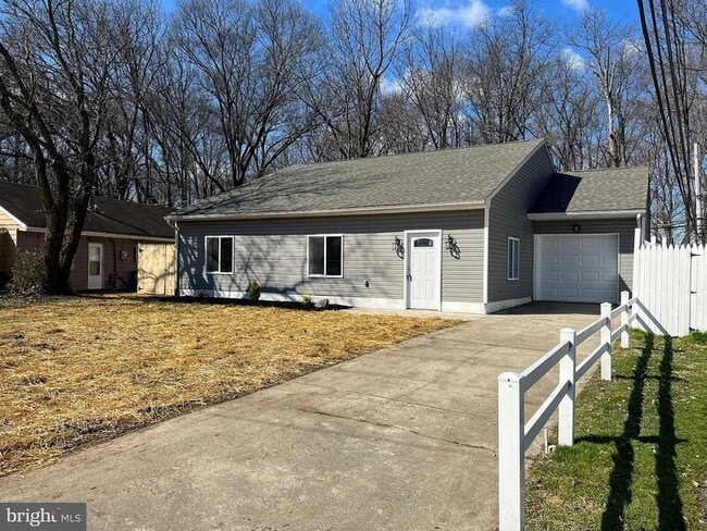 Building Photo - 141 Bunche Blvd