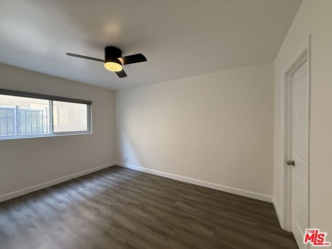 Building Photo - 11543 Venice Blvd.