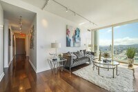 Building Photo - 425 1st St