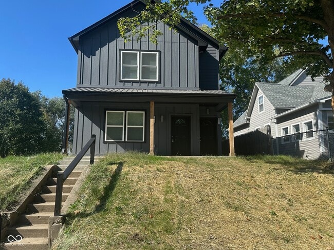 Primary Photo - 2612 Boulevard Pl