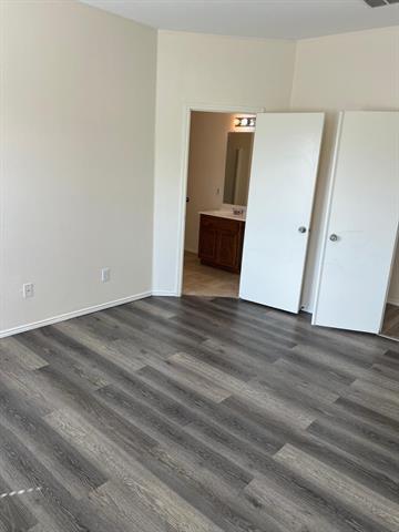 Building Photo - 10416 Devin Ln