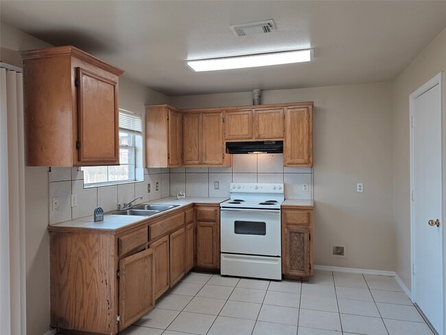 Building Photo - 12603 Rio Grande Ln