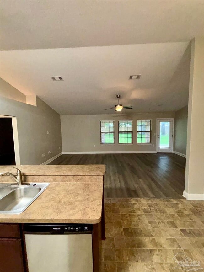 Building Photo - 6169 Autumn Pines Cir