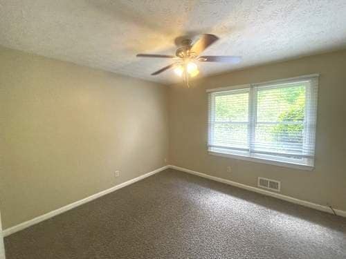 Building Photo - 3940 Butterfield Dr NW