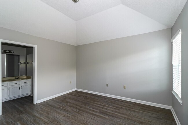 Building Photo - 5336 Timber Ridge Dr