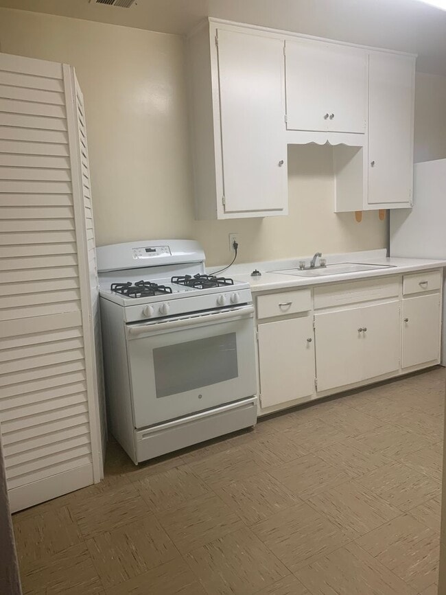 Building Photo - Beautiful Apartment Community with Residential Courtyard