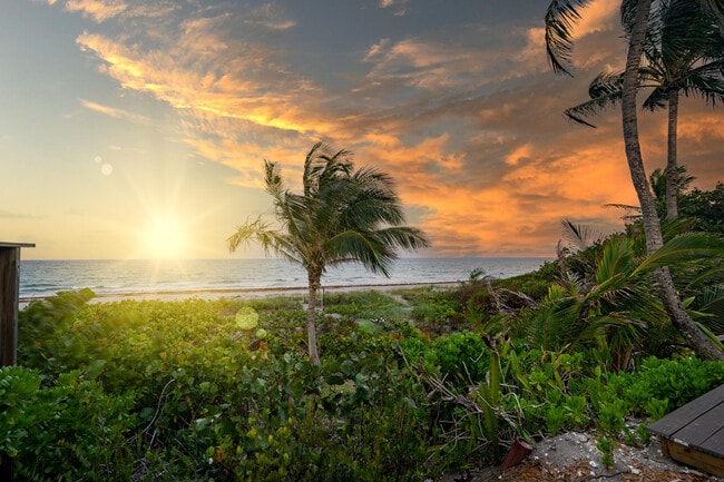 Building Photo - 2330 N Ocean Blvd