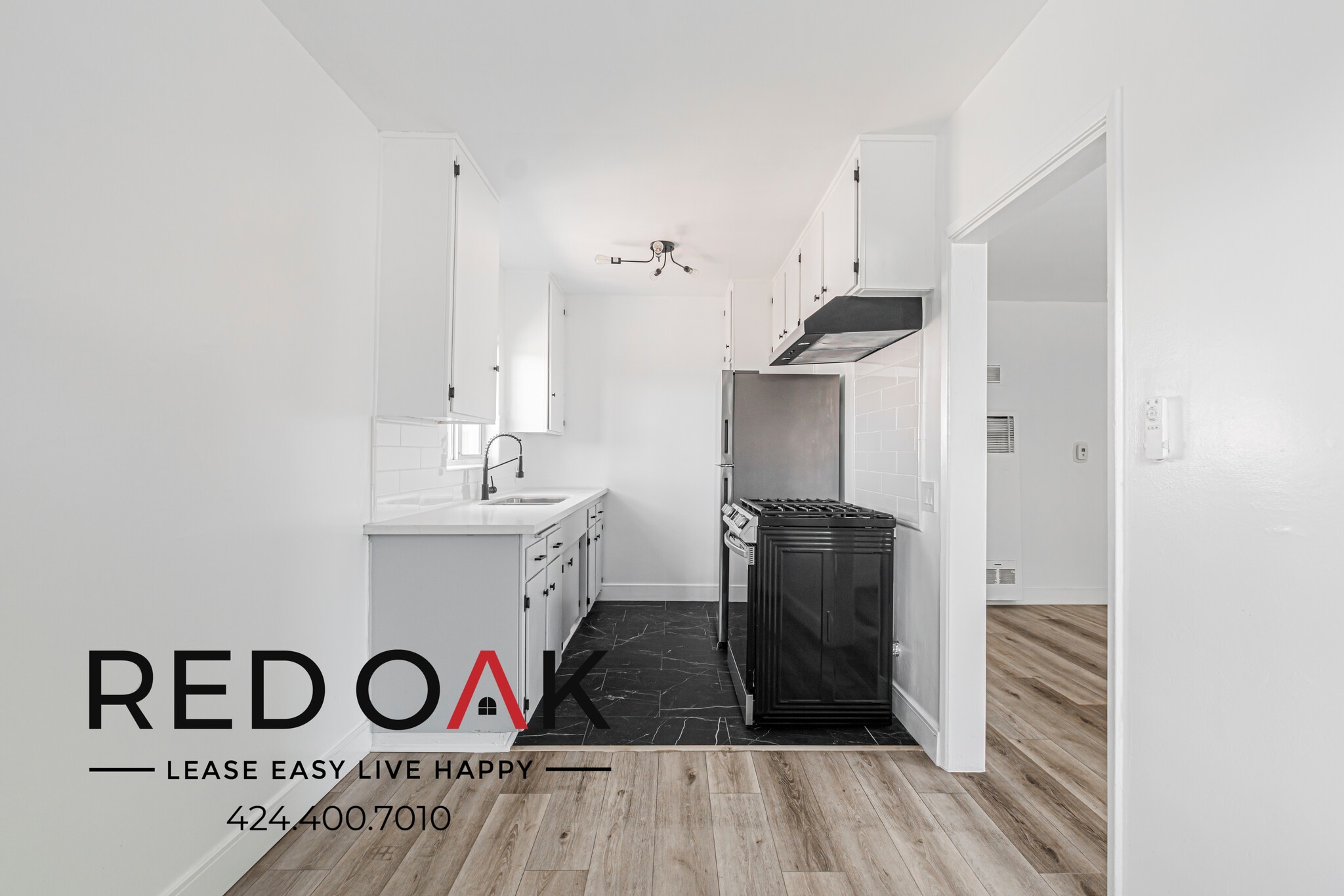 Building Photo - 8514 Sherwood Dr